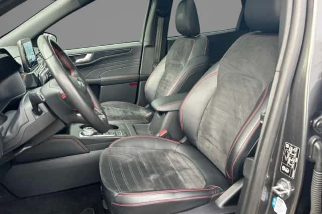 Ford Kuga (2022) thumbnail 12