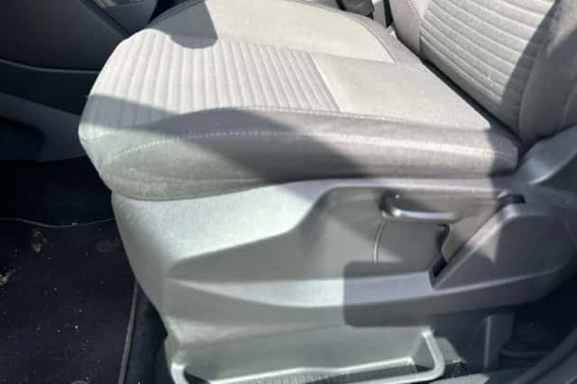 Ford C-Max (2018) thumbnail 17