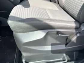 Ford C-Max (2018) thumbnail 17