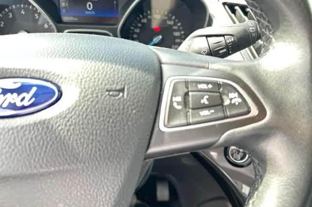 Ford C-Max (2018) thumbnail 19
