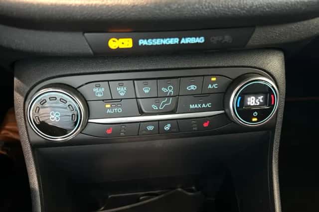 Ford Fiesta (2020) thumbnail 16