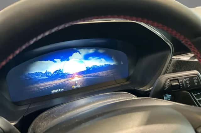 Ford Kuga (2023) thumbnail 12