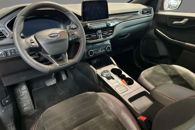 Ford Kuga (2023) thumbnail 10