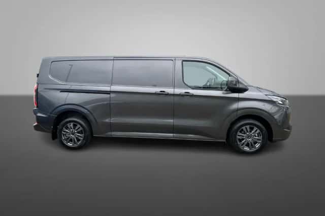 Ford E-Transit Custom (2024) thumbnail 2