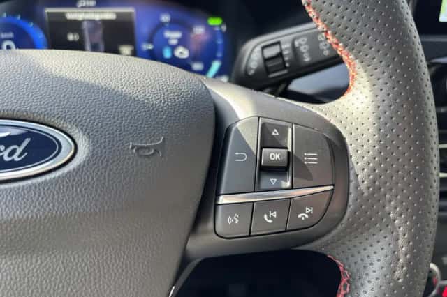Ford Kuga (2023) thumbnail 18
