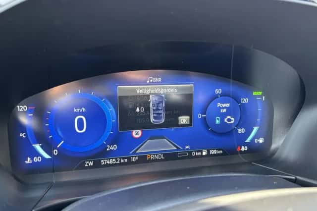 Ford Kuga (2023) thumbnail 21
