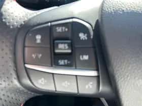 Ford Kuga (2024) thumbnail 18