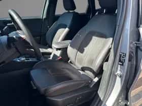 Ford Kuga (2024) thumbnail 9