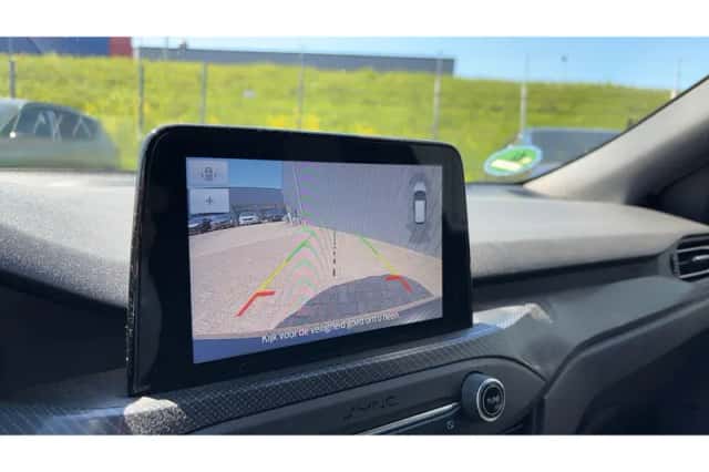 Ford Focus (2018) thumbnail 17