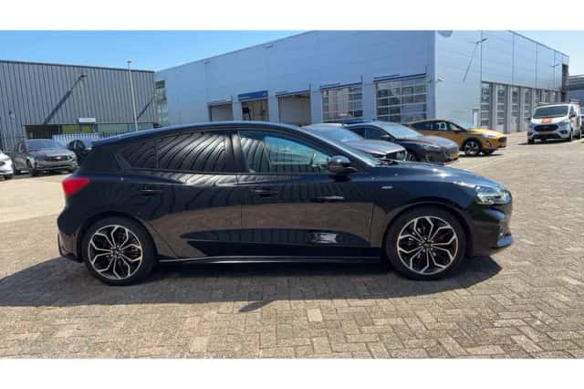 Ford Focus (2018) thumbnail 8