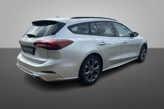 Ford Focus (2024) thumbnail 2