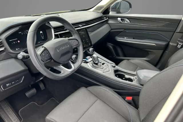 Lynk & Co 01 (2023) thumbnail 11