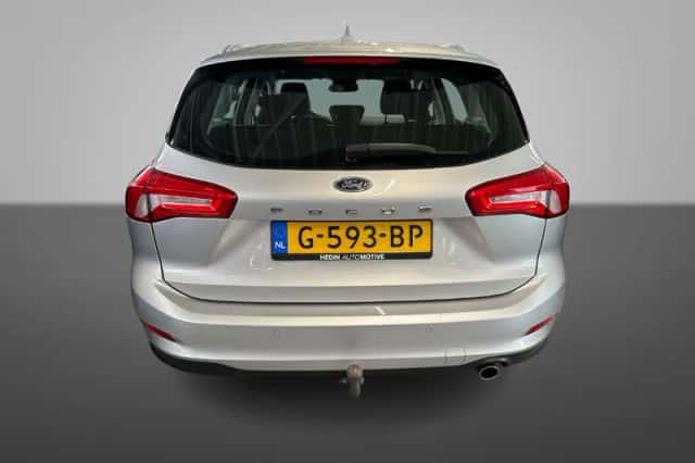 Ford Focus (2019) thumbnail 2