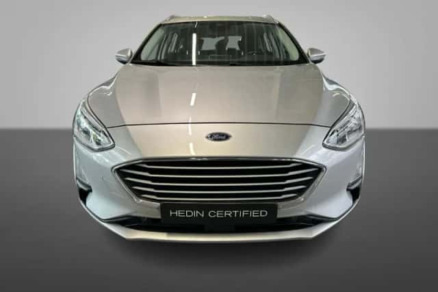 Ford Focus (2019) thumbnail 3