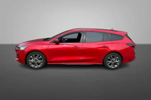 Ford Focus (2025) thumbnail 3