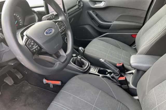 Ford Fiesta (2020) thumbnail 4