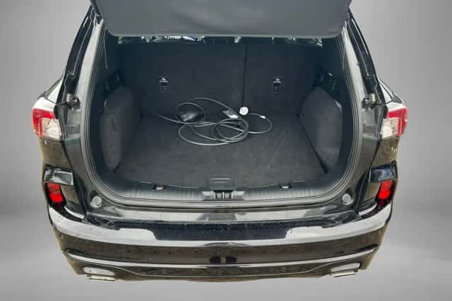 Ford Kuga (2023) thumbnail 12