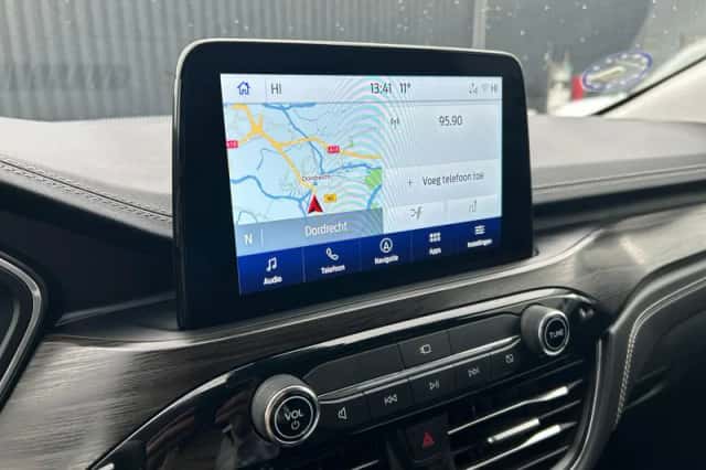 Ford Kuga (2023) thumbnail 13