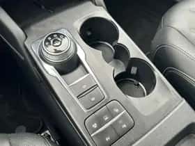 Ford Kuga (2023) thumbnail 15