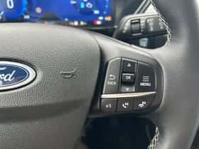 Ford Kuga (2023) thumbnail 18