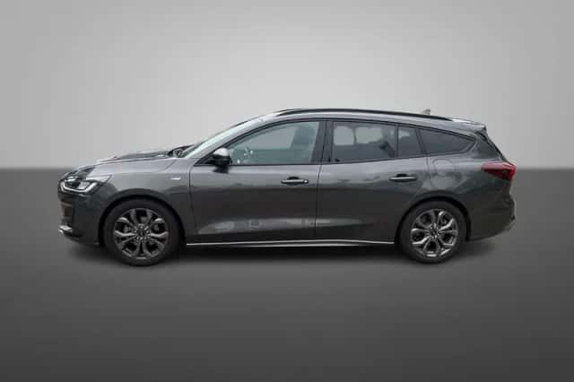 Ford Focus (2024) thumbnail 2