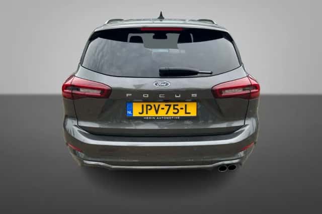 Ford Focus (2024) thumbnail 3