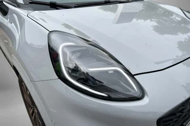 Ford Puma (2022) thumbnail 2