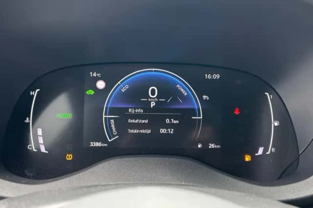 Toyota Yaris Cross (2025) thumbnail 14