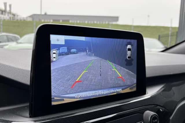 Ford Kuga (2020) thumbnail 17