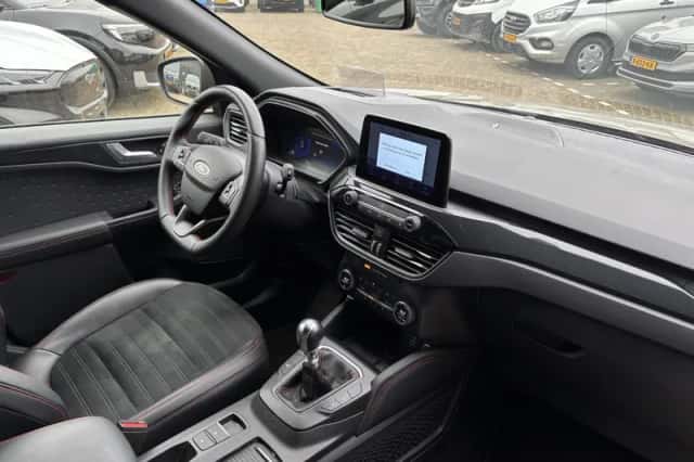Ford Kuga (2020) thumbnail 7