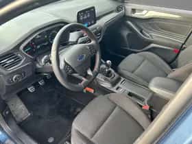Ford Focus (2023) thumbnail 11