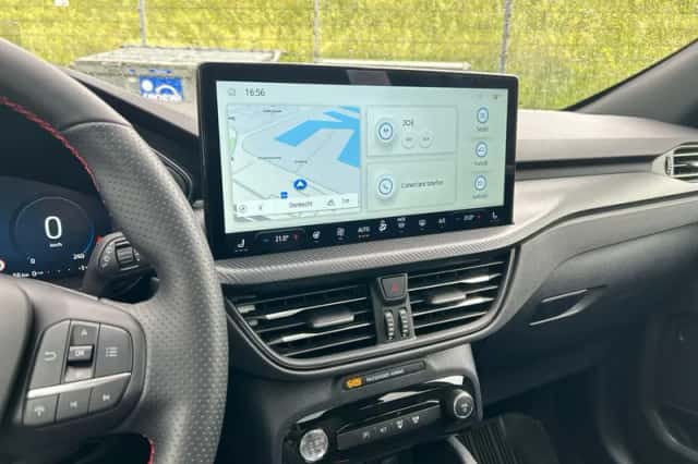 Ford Kuga (2025) thumbnail 9
