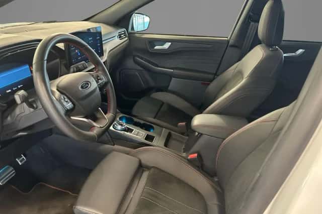 Ford Kuga (2025) thumbnail 13
