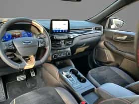 Ford Kuga (2023) thumbnail 8