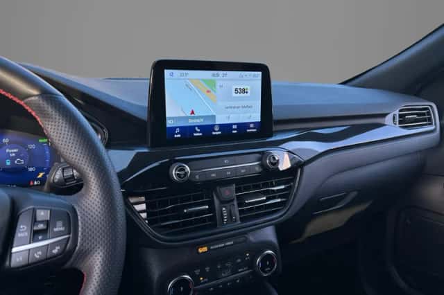 Ford Kuga (2023) thumbnail 9