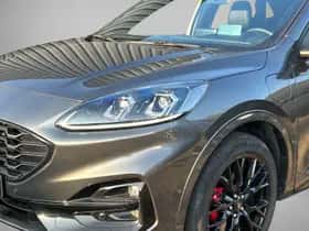 Ford Kuga (2023) thumbnail 10