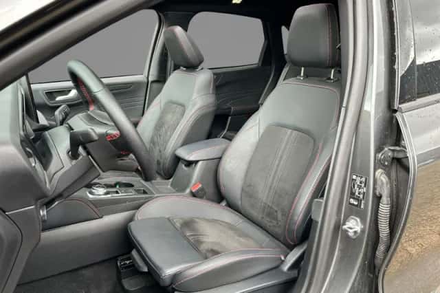 Ford Kuga (2025) thumbnail 16