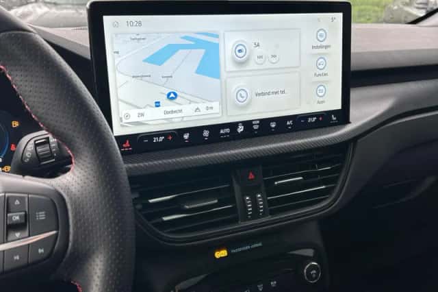 Ford Kuga (2025) thumbnail 10