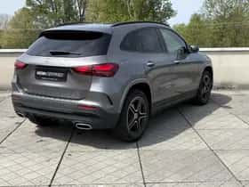 Mercedes-Benz GLA (2023) thumbnail 2
