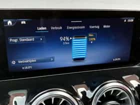 Mercedes-Benz GLA (2023) thumbnail 17