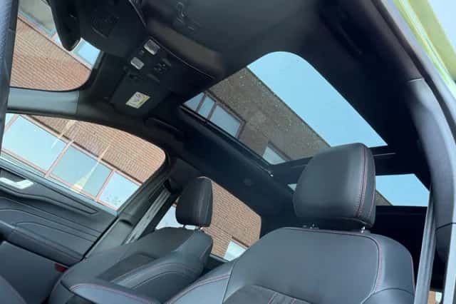 Ford Kuga (2024) thumbnail 6