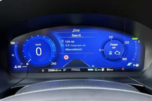 Ford Kuga (2022) thumbnail 14