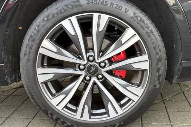Ford Kuga (2022) thumbnail 5