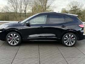 Ford Kuga (2022) thumbnail 7