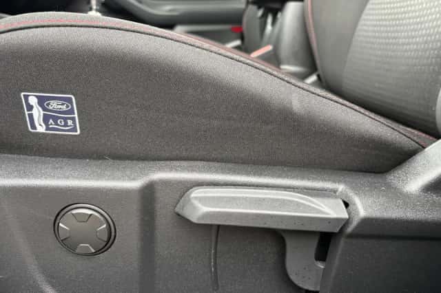Ford Focus (2023) thumbnail 19