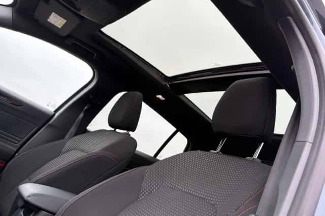 Ford Focus (2023) thumbnail 6