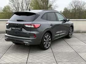 Ford Kuga (2022) thumbnail 2
