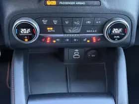 Ford Kuga (2022) thumbnail 12