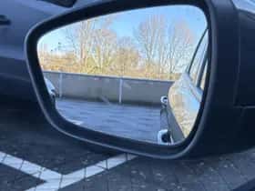 Ford Kuga (2022) thumbnail 23