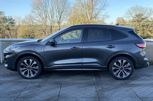 Ford Kuga (2022) thumbnail 27